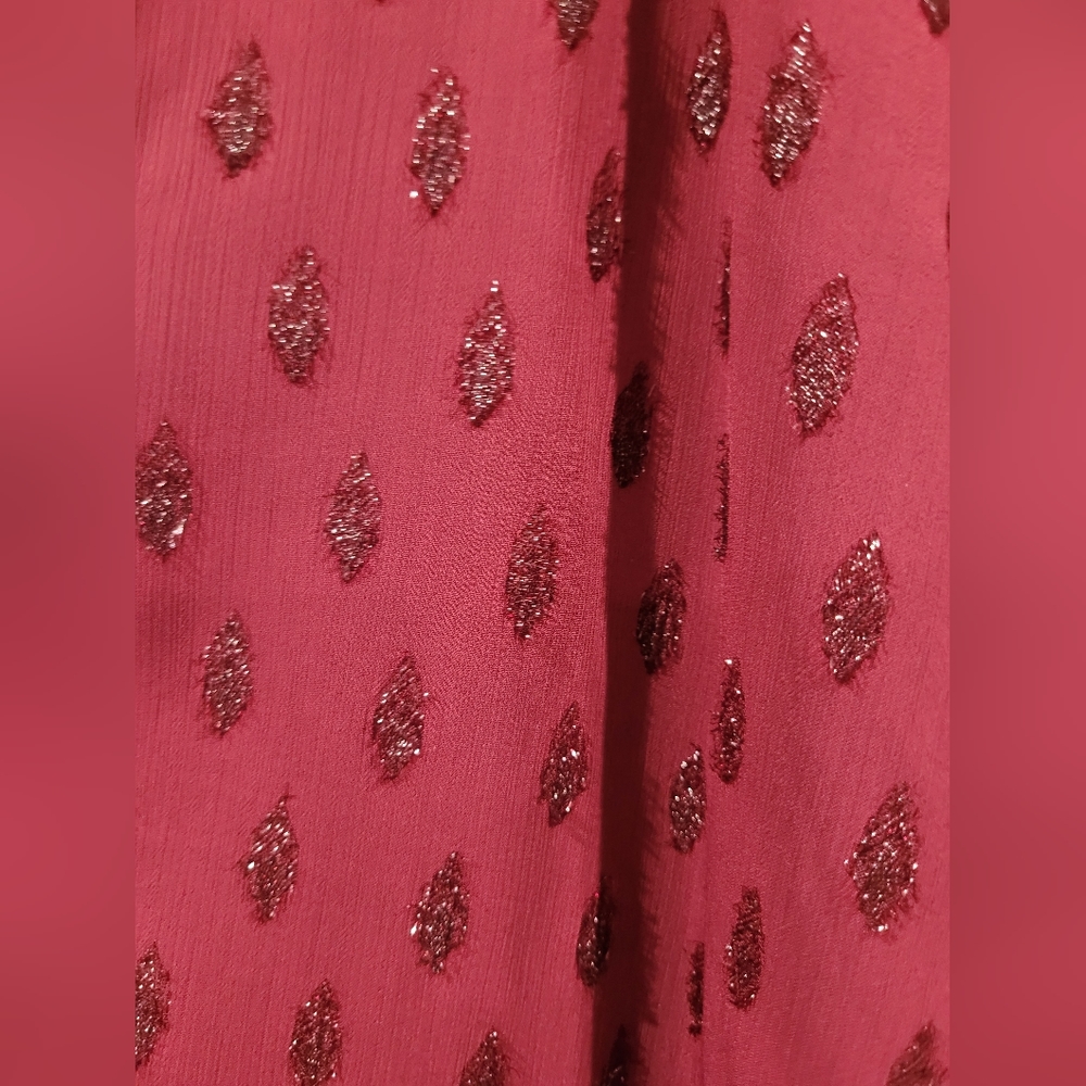Beautiful raspberry colored dress from Lulu's. Size 4. - Picture 5 of 5